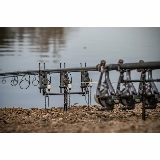 Solar Tackle Solar Black-Lite Pro-Loc Adjustable 2 Rod Buzzer Bar Front - Imagen 8