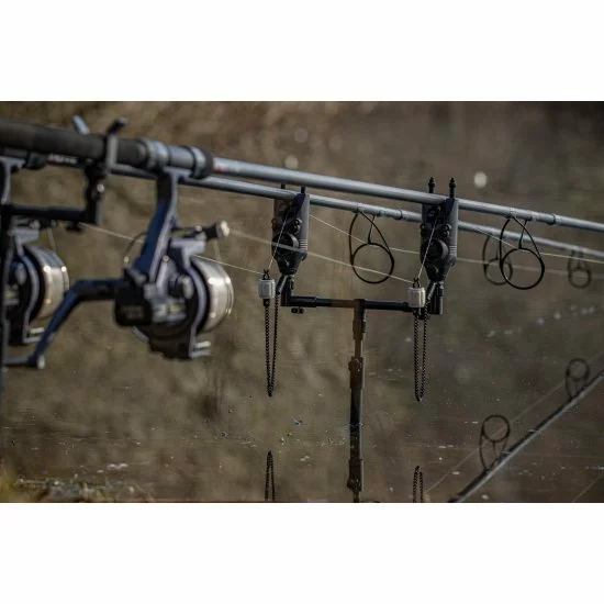 Solar Tackle Solar Black-Lite Pro-Loc Adjustable 2 Rod Buzzer Bar Front - Imagen 6